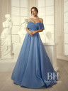 Stylish evening dress "Vosk"