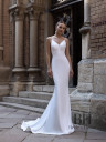 Dress with straps adorned with stones "Agata"