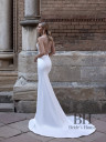 Dress with straps adorned with stones "Agata"