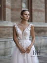 Elegant wedding dress with straps "Violet"