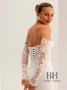 Elegant wedding dress in the shape of "DJANNA"