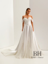 Royal wedding dress made of mikado "MARCOT"