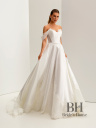 Royal wedding dress made of mikado "MARCOT"