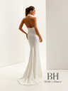 Minimalist wedding dress with open back "NESSA"
