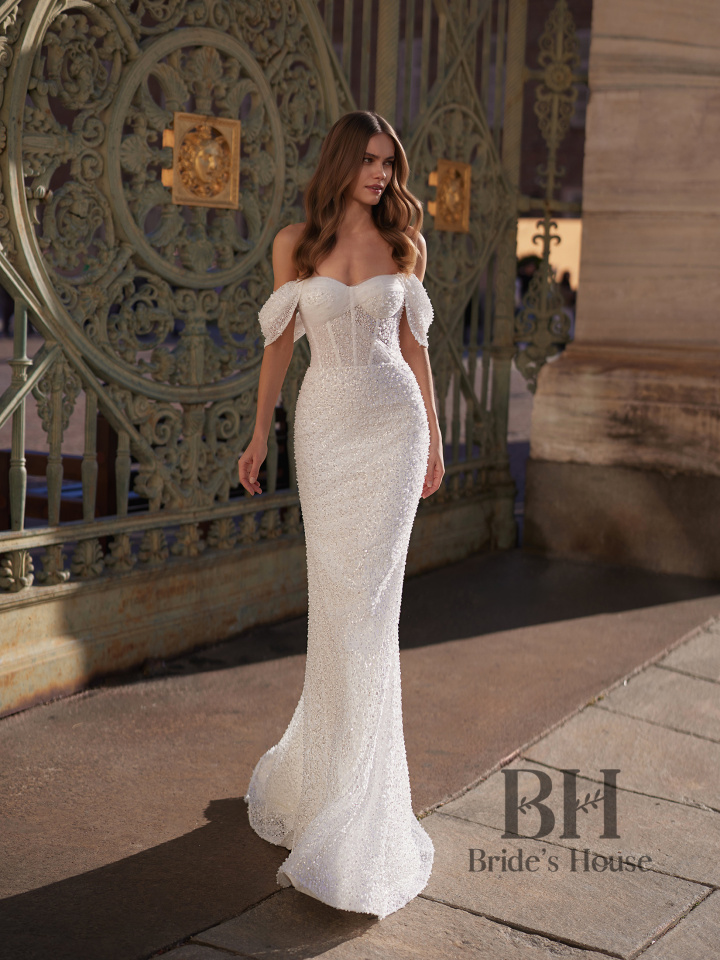Wedding dress with shimmering decor "Bonnie"