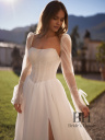 Wedding dress with a slit and train "Gloria"