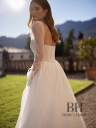 Wedding dress with a slit and train "Gloria"