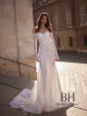 Lace wedding dress "Lorana"
