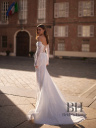 Lace wedding dress "Lorana"