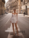 Wedding dress with lace sleeves "Loretta"