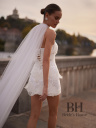 Mini wedding dress made of guipure "Maldives"
