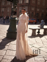 Striking wedding dress made of chantilly lace "Sharon"