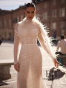 Striking wedding dress made of chantilly lace "Sharon"