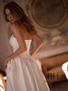 Elegant wedding dress "Violetta"