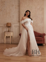 A-line wedding dress with train "Loren"