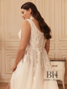 A-line wedding dress with floral appliqués "Peony"