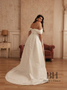 Elegant dress with train "Sandra"