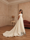 Satin wedding dress with train "Symphony"