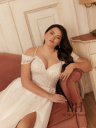 A-line wedding dress with train "Teylor"