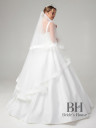Long veil "Jakard" with lace edging