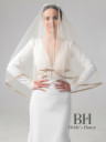 Long veil with shimmering edging in cappuccino color