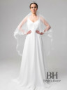Veil with lace embroidery on the edge