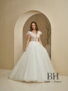 Stylish wedding dress "Amaretto"
