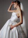 Puffed wedding dress with a train "Angelika"