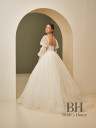 Long-sleeved wedding dress "Aphrodite"