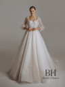 Beautiful lush wedding dress "Ariana"