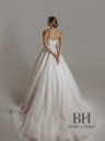 Beautiful lush wedding dress "Ariana"