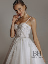 Beautiful lush wedding dress "Ariana"