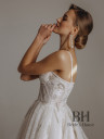 Beautiful lush wedding dress "Ariana"