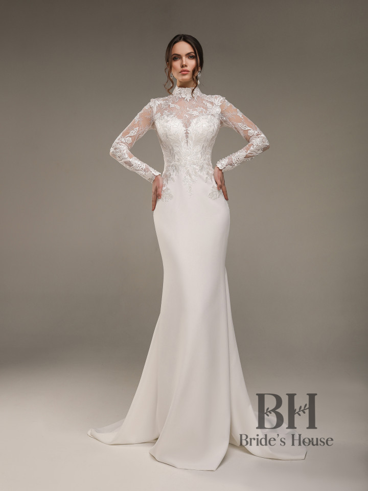 Mermaid wedding dress with a closed top "Diana"