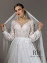 Lush wedding dress with lace "Eylin"