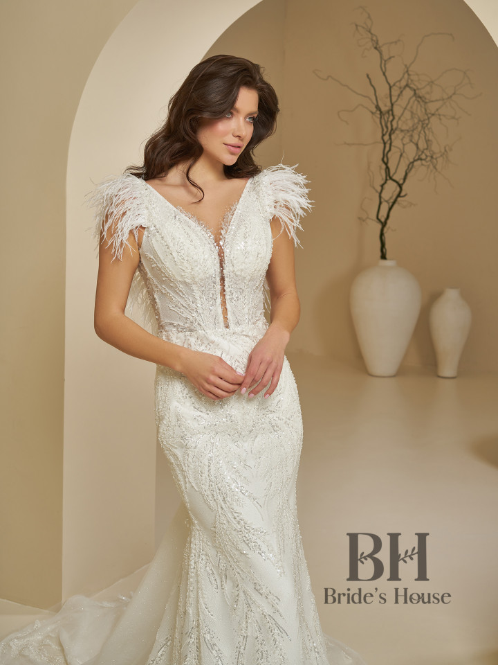 Mermaid wedding dress with train "Karina"