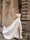 Light wedding dress with a slit "Kate"