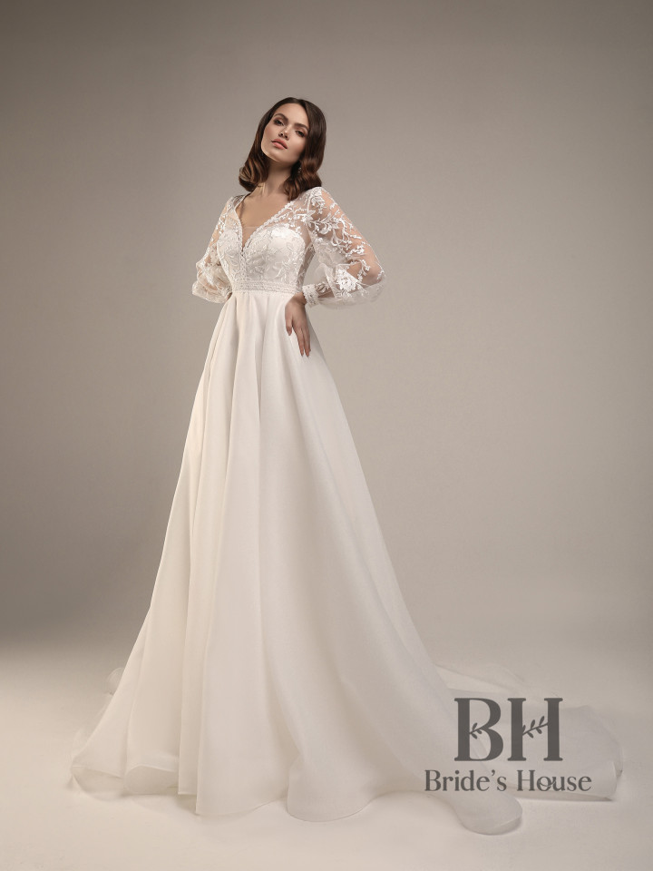 Tender wedding dress A-line "Maria"