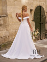 Classic wedding dress "Nensi"