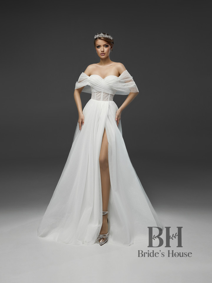 Wedding dress with draping "Sky"
