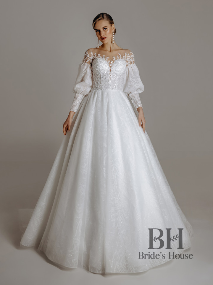 Wedding dress with sleeves "Snizhana"