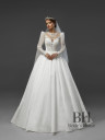 Wedding dress with a closed top "Freya"