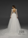 Wedding dress with sleeves "Evelin"