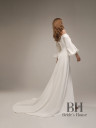 Laconic wedding dress with a slit "Tesa"