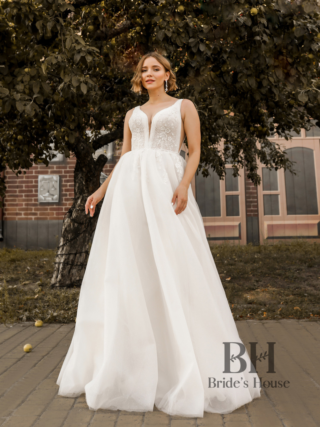 A-silhouette wedding dress "Izabel"