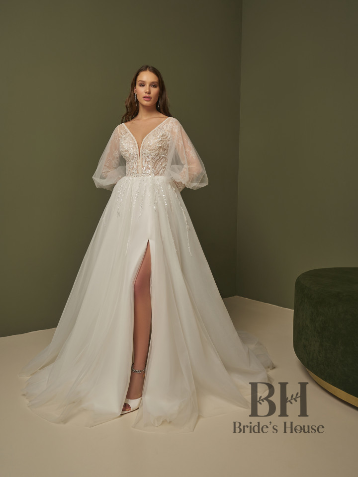 Wedding dress in nude color "Ingrid"