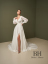 Wedding dress with long sleeves and lace "Olivia"