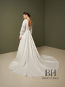 Wedding dress with long sleeves and lace "Olivia"