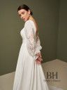 Wedding dress with long sleeves and lace "Olivia"