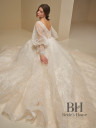 Lush wedding dress with long train "Roberta"